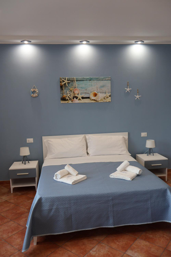 Others 4, Verdemare, Trapani