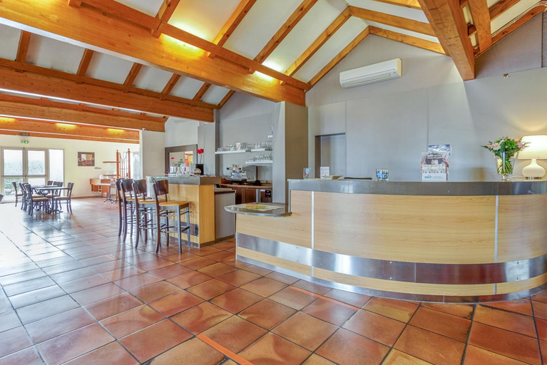 Public Area 2, Brit Hotel Castres, Tarn
