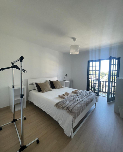 Others 2, Nina's Stay Hostel, Almada