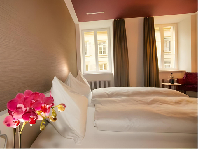 Bedroom 13