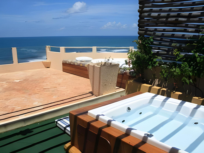 Swimming Pool 13