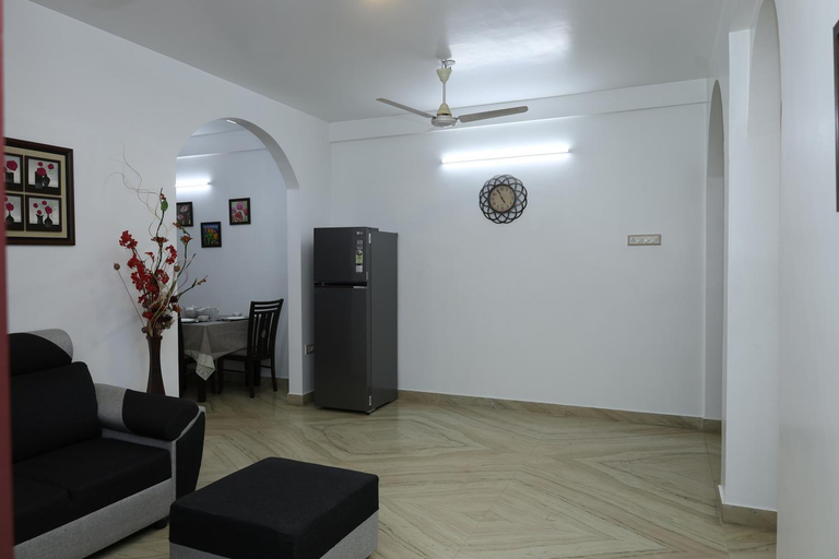 Dining Room 5, Greams Road Near Apollo Deluxe Fusion Serviced Apartments, Chennai