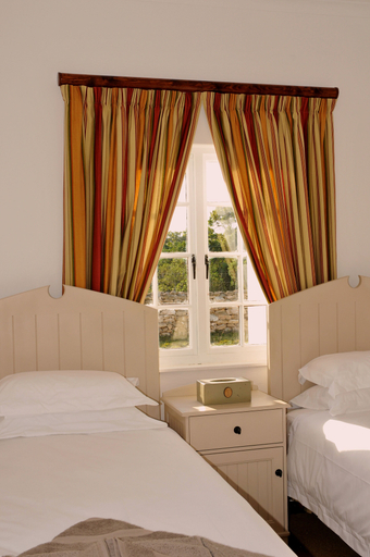Bedroom 2, デ フープ オプスタル ハウスィズ, Overberg