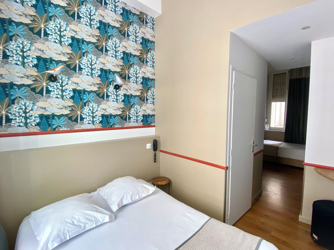 Bedroom 3, Hotelo Lyon, Rhône