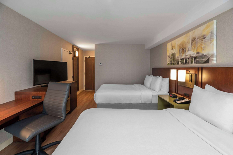 Bedroom 3, Comfort Inn Sault Ste Marie ON, Algoma
