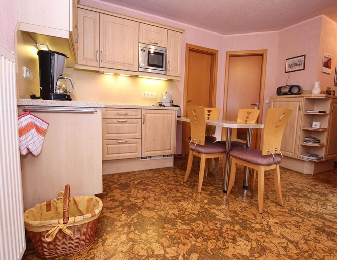 Private kitchen 2, Ferienanlage Landlust, Muhlental, Vogtlandkreis