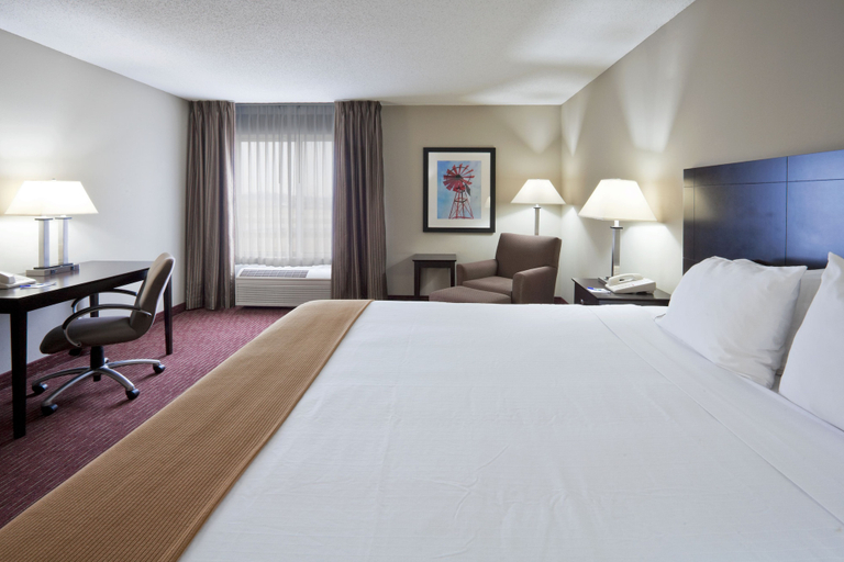 Bedroom 5, Holiday Inn Express FORT WAYNE-EAST (NEW HAVEN) by IHG, Allen