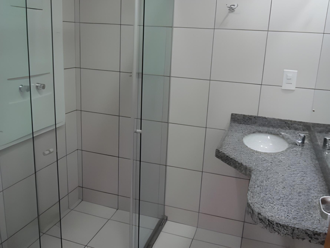 Bathroom 7