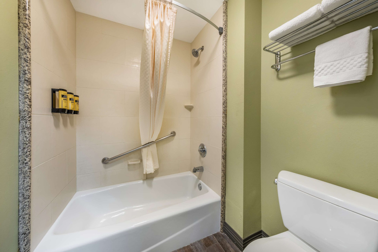 Bathroom 4, Best Western Plus Avita Suites, Los Angeles