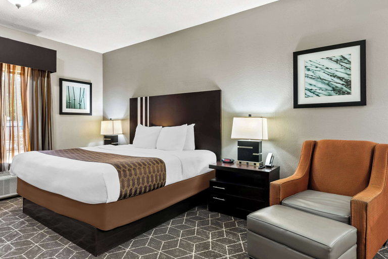 Bedroom 3, Best Western Inn, Monroe