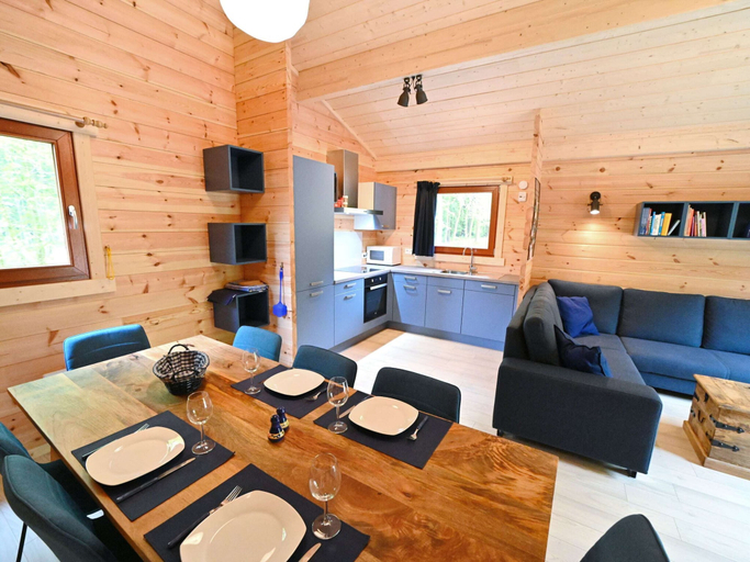 Private kitchen 4, Cozy Holiday Home in Oignies-en-Thiérache near Forest, Namur