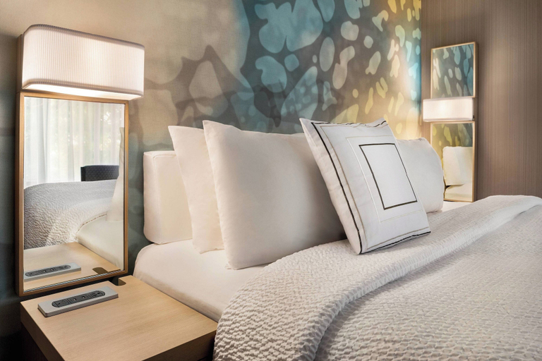 Bedroom 4, Courtyard by Marriott Dayton North, Montgomery