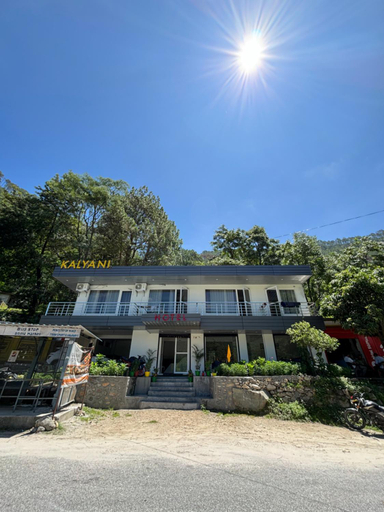 Others 3, Hotel Kalyani, Chamoli