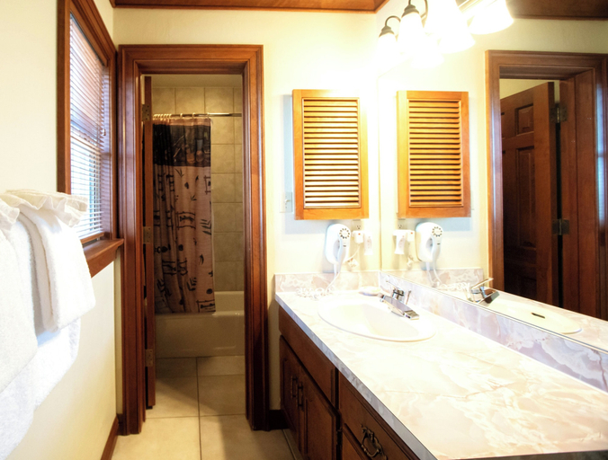 Bathroom 4, Sunburst Condominiums, Routt