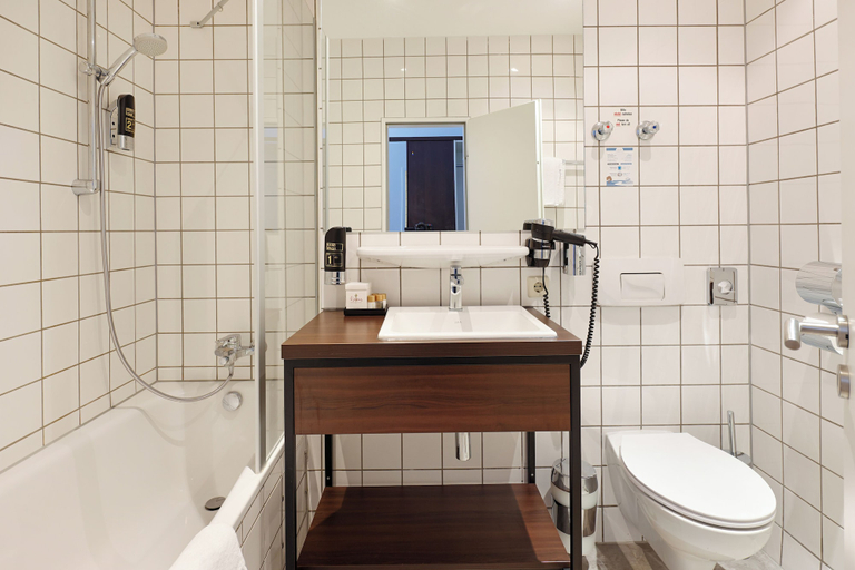 Bathroom 6