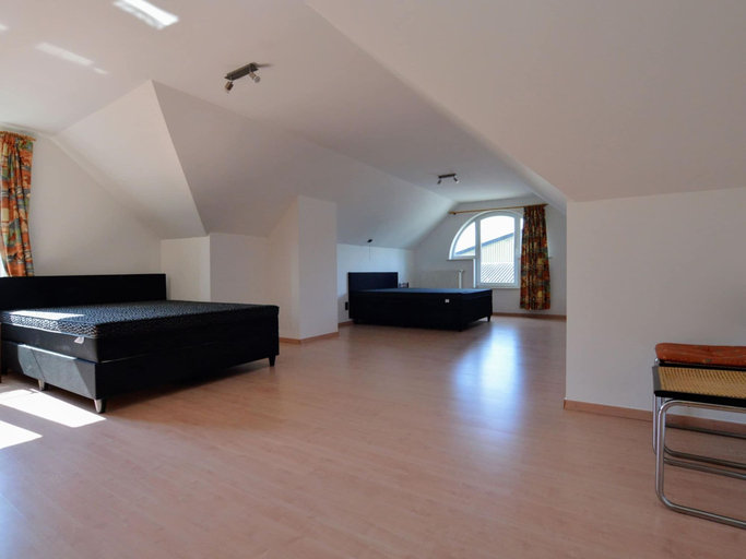 Others 5, Spacious Villa in Zingem With Garden, Namur