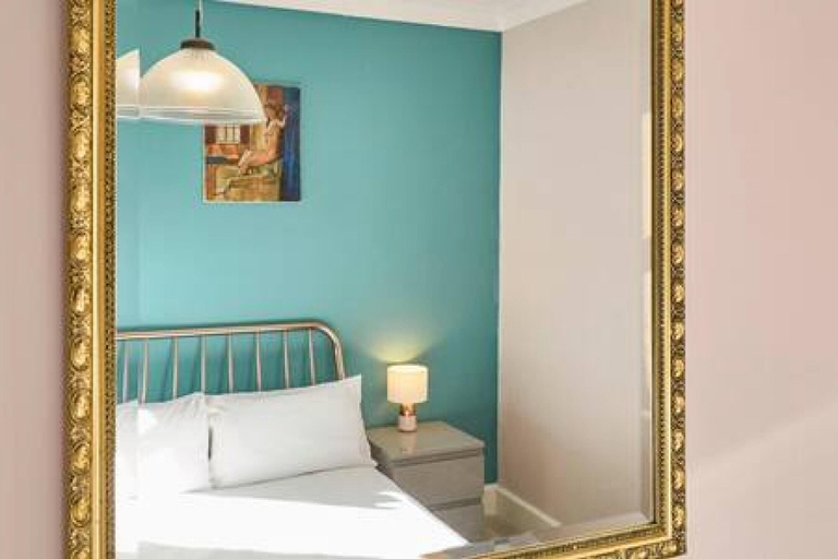 Room 3, Host Stay Westbrook Road, Kent