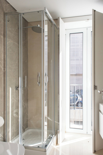 Bathroom 4, The Haus - Santa Barbara I, Lisbon
