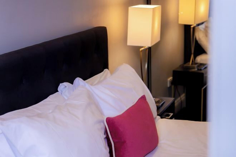 Bedroom 26