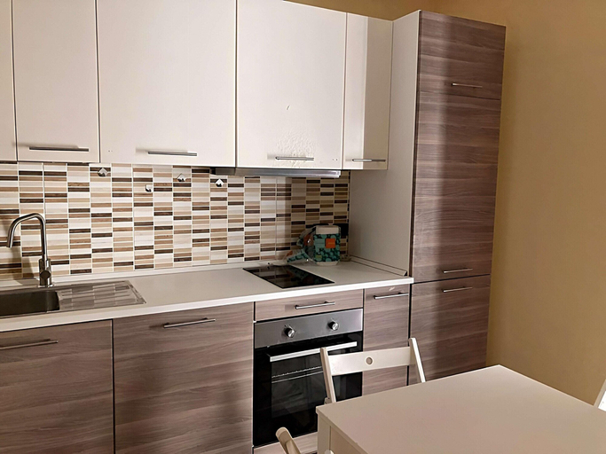 Private kitchen 4, Belvilla by OYO Appartamento Centro Catania, Catania