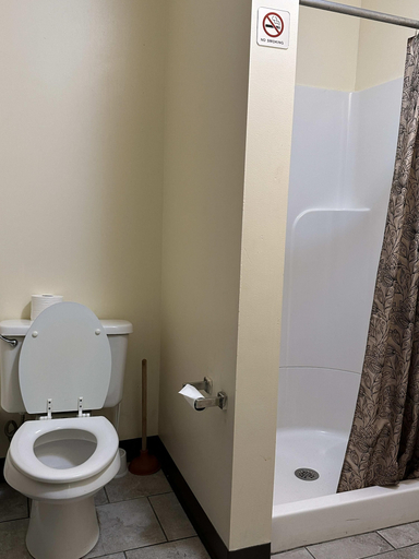 Room 4, Downtown 1 Bedroom Apt Clean Safe Walkable, Allegheny