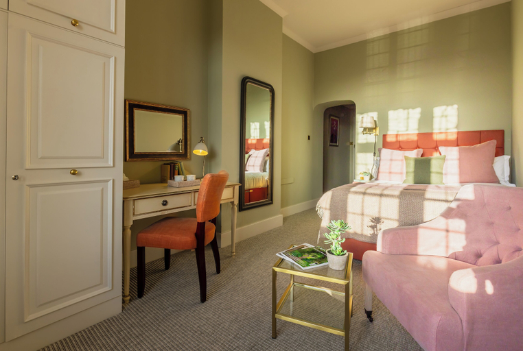 Bedroom 2, The Castle at Taunton, Somerset