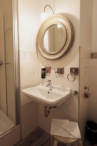 Bathroom 3