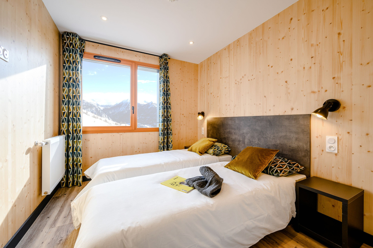 Bedroom 2, Résidence Club MMV L'Etoile des Sybelles, Savoie