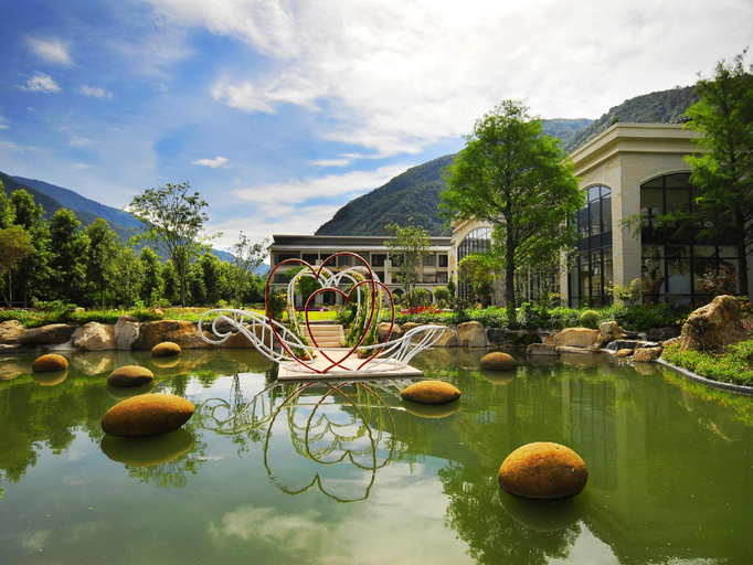 Sport & Beauty 2, Tai-Yi Red Maple Resort, Nantou
