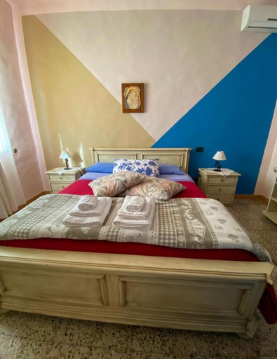 Bedroom 2, I Due Cipressi, Siena