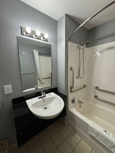 Bathroom 4, Motel 6 Bismarck, Burleigh