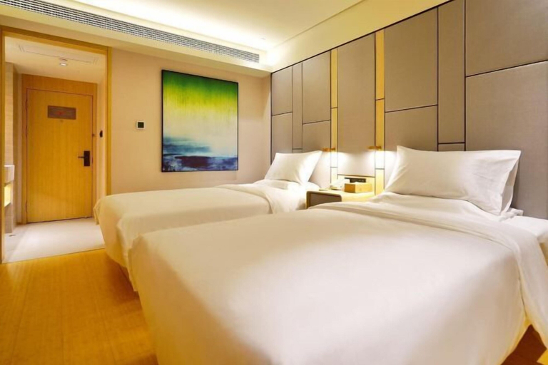 Bedroom 3, JI Hotel (Shanghai Xuhui Yueyang Road), Shanghai