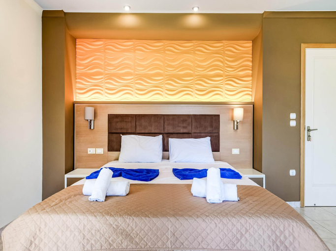 Room 2, Beautiful Holiday Home With Private Pool, South Aegean
