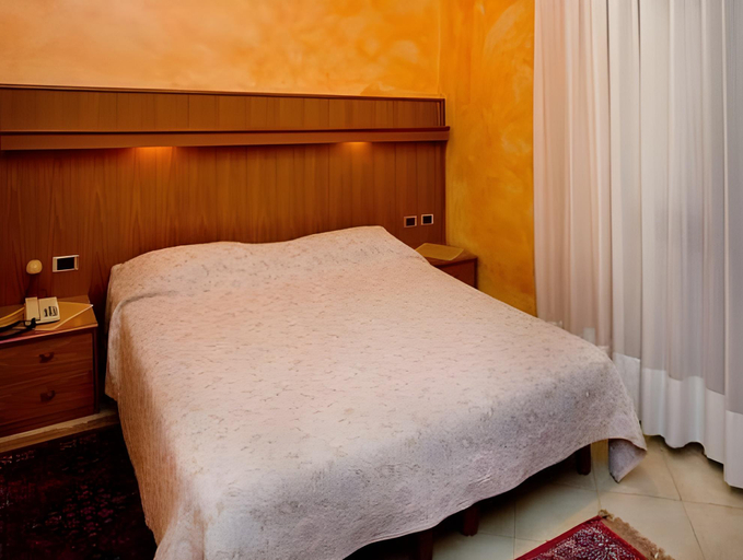 Bedroom 9