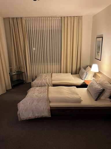 Bedroom 3, Hotel Exquisit, Minden-Lübbecke