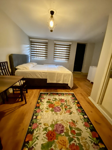 Bedroom 4, Zelya Flats, Beyoğlu
