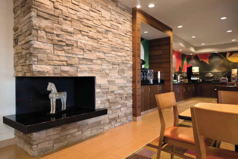Food & Drinks 4, Fairfield Inn by Marriott Muncie, Delaware