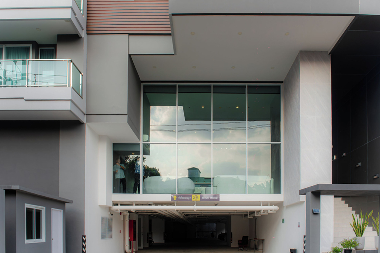 Exterior & Views 2, The Rizin Hotel Phratumnak, Pattaya