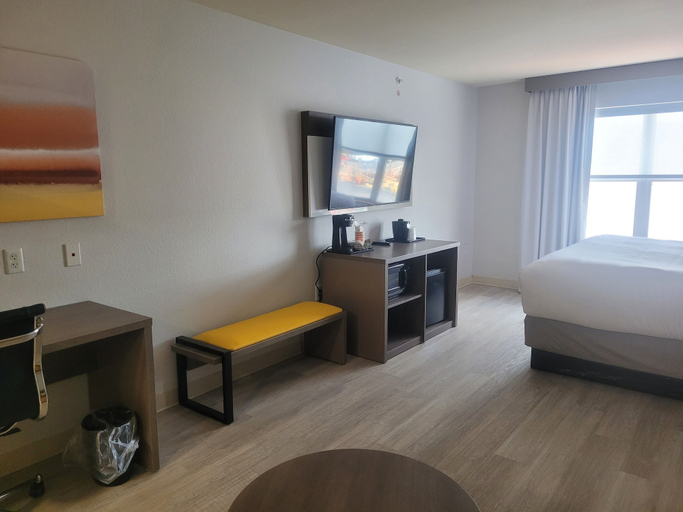 Bedroom 3, Comfort Inn & Suites Dothan Northside Plaza, Houston