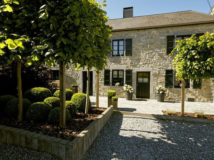 Exterior & Views 2, Charming cottage in a farm with views, Namur