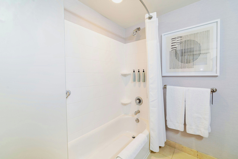 Bathroom 4, Courtyard by Marriott Biloxi North/D'Iberville, Harrison