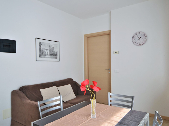 Others 5, Apartment by Lake Como With Scenic Views, Lecco