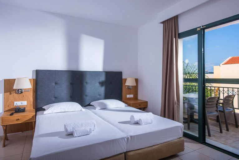 Bedroom 3, Gouves Water Park Holiday Resort, Crete