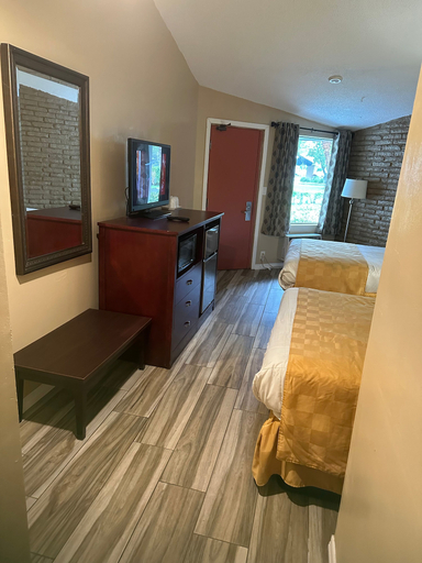 Bedroom 2, A-1 Budget Motel, Miami-Dade