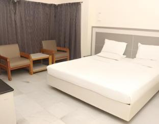 Others 5, Bhimas Deluxe Hotel, Chittoor