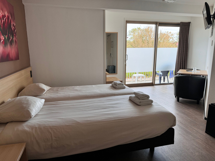 Bedroom 3, Hotel 't Zwaantje, Zijpe