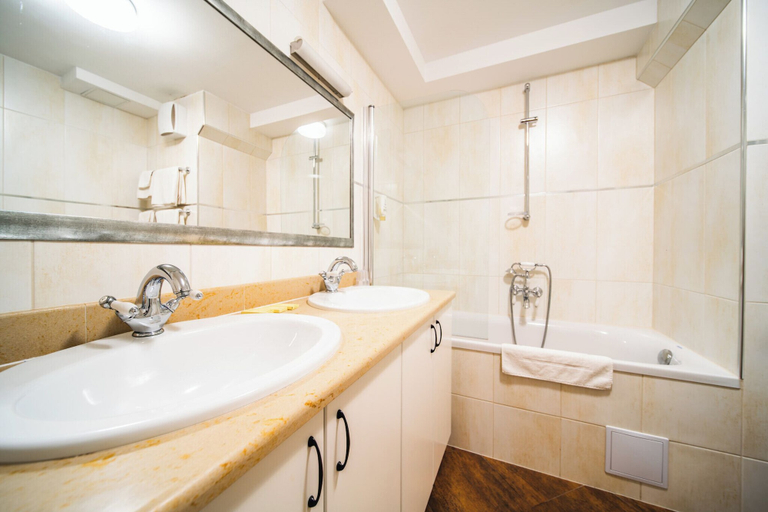 Bathroom 4, Vila Riva Apartments, Dubrovačko Primorje