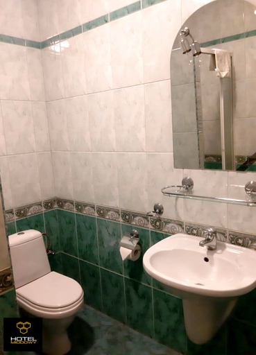Bathroom, Hotel Miodowy, Dzierżoniów
