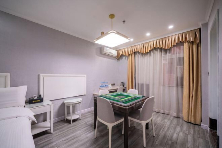 Dining Room 2