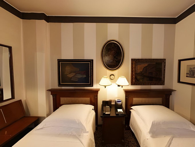 Bedroom 6